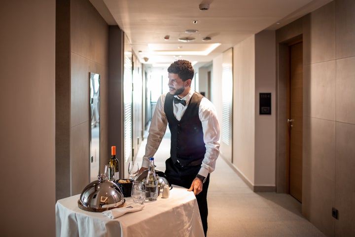 Over a quarter of U.S. hotels say their guests spend more than $100 on average for room service, according to a recent report.