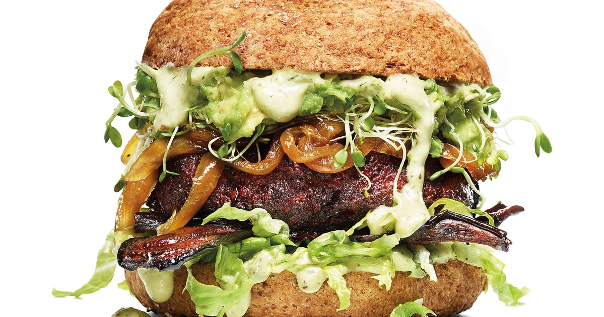 4 Ingredients Food Safety Experts Never Order At A Restaurant