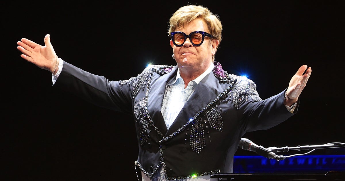 Elton John Wraps Up Farewell Tour With 'Magical' Show: 'What A Journey' It's Been - Vimarsana News