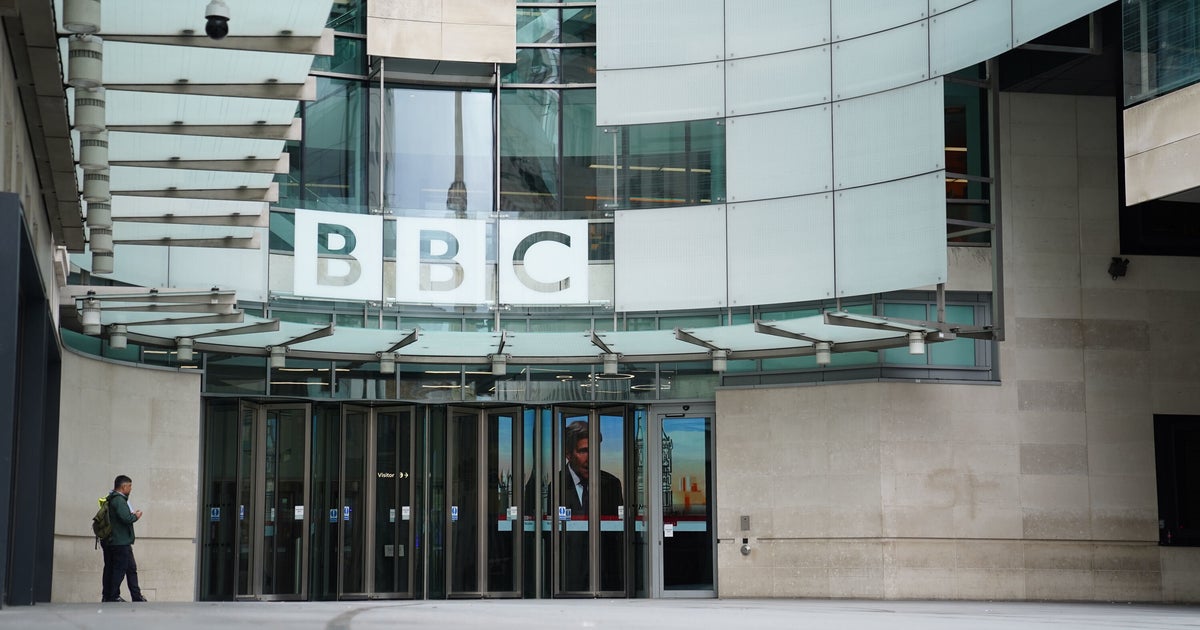 Huw Edwards: BBC Responds To Complaints About Coverage Of Allegations - Vimarsana News
