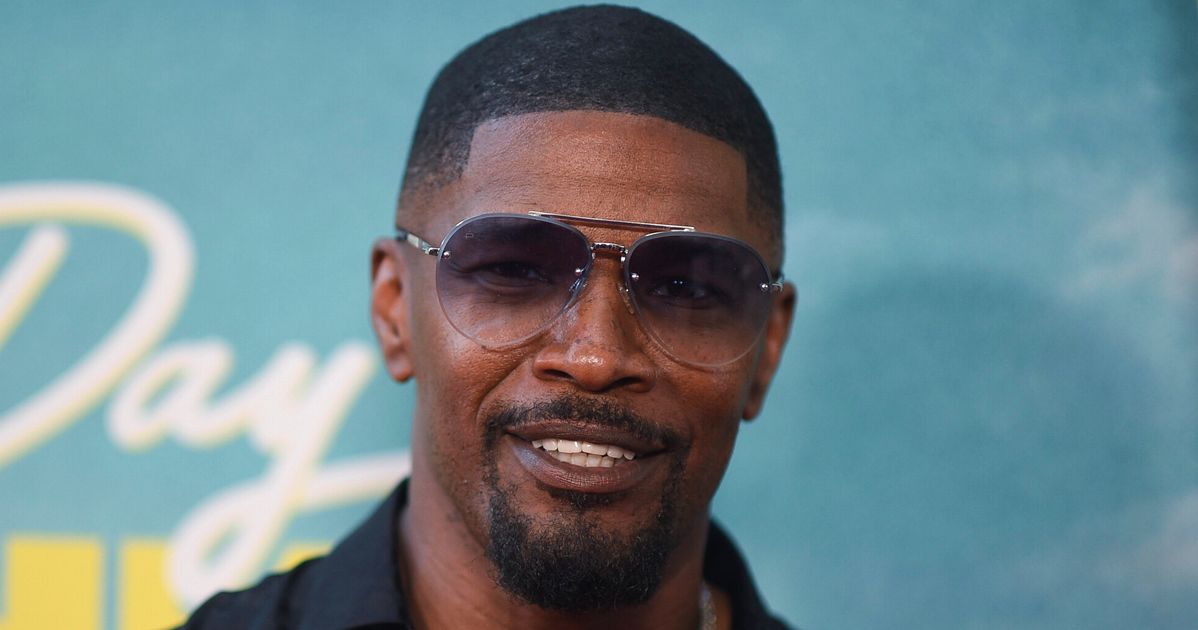 Jamie Foxx Cracks A Smile From Boat In First Public Appearance Since ...