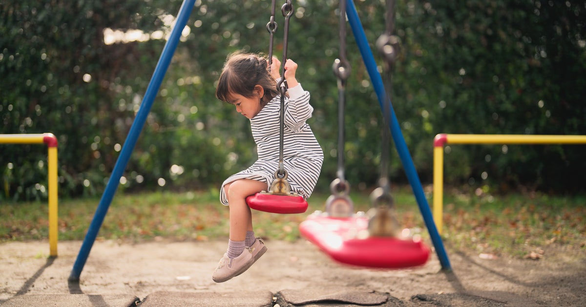 From Shy To Confident: Practical Ways To Encourage Your Child - Vimarsana News