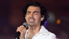 Joe Jonas Casually Spills The Tea On Pooping His Pants On Stage While Wearing White