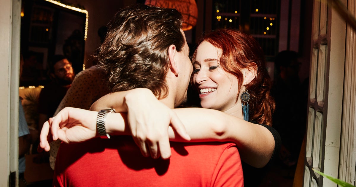 Compersion Club What Is Compersion? Here's How It Can Strengthen Relationships ...