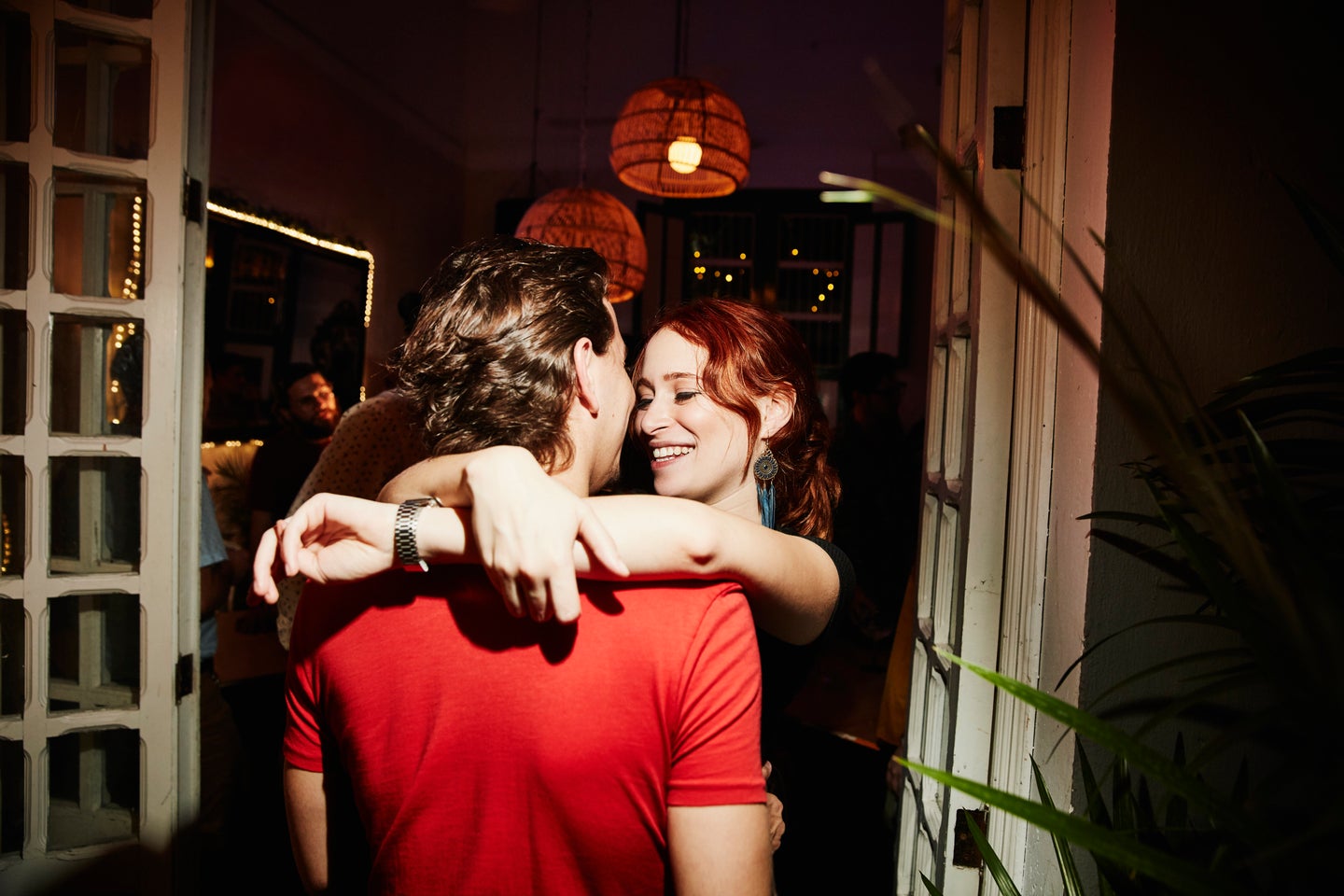 Compersion Club What Is Compersion? Here's How It Can Strengthen Relationships ...