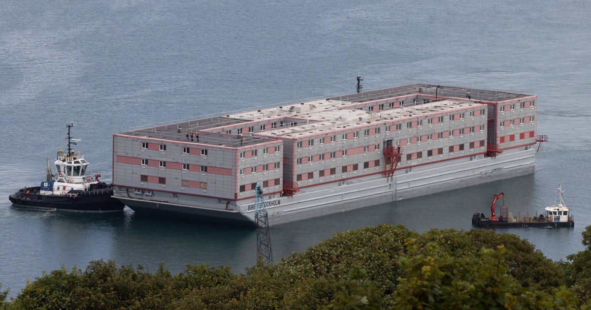 Barge To Accommodate Asylum Seekers Docks In The UK - Vimarsana News