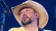 Jason Aldean Denies Accusations He Wrote A ‘Pro-Lynching Song’