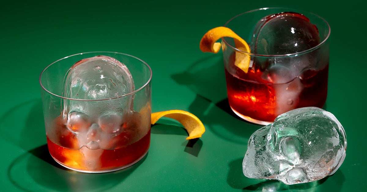 How To Make Bar-Quality Ice, The Secret To A Better-Tasting Drink