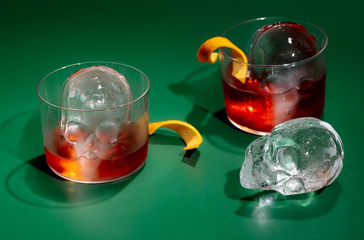 How To Make Bar-Quality Ice, The Secret To A Better-Tasting Drink