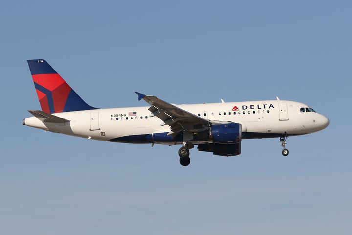 A Delta Airlines Airbus A319 at McCarran International Airport in Las Vegas. A Delta flight was stuck on the tarmac of Las Vegas' Harry Reid International Airport in triple-digit heat on Monday, leading to multiple passengers passing out and some being taken away on stretchers.