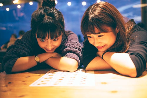 あなたはいくつ知ってる？Z世代の「最新トレンドグルメ」5選。意外な〇