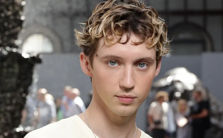 Troye Sivan fans slam Rush music video's lack of body diversity