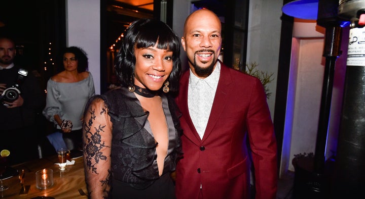 Tiffany Haddish e Common na festa Toast to the Arts do rapper em 2 de março de 2018.