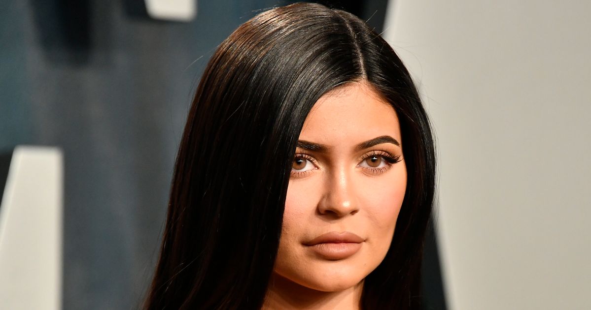 Kylie Jenner Admits To Plastic Surgery After Years Of Denials - News ...