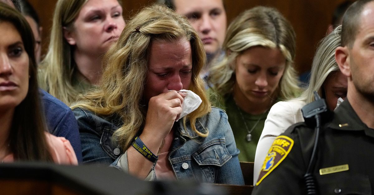 Teen Says She 'Just Prayed' While Saving Girl In Michigan School Shooting