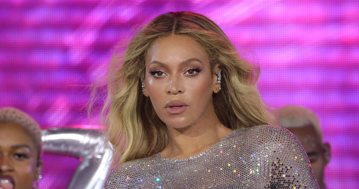 Insider Reveals Beyoncé’s Surprise Present Amidst Emmys Defeat