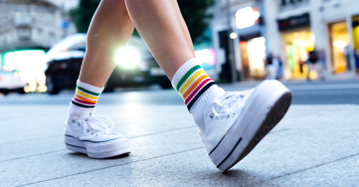 Podiatrists Share 10 Things They’d Never Do (And Wish You Wouldn’t Either) Podiatrists Share 10 Things They’d Never Do (And Wish You Wouldn’t Either)