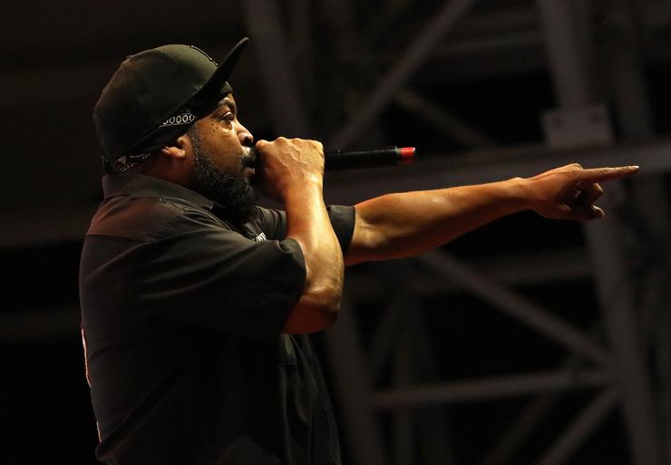 Ice Cube performs during Toronto's Festival of Beer at Bandshell Park on July 28.