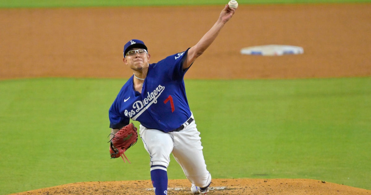Slurve Julio Urias Channels 'The Matrix' In Slow-Mo Of His 'Slurve' Pitch ...