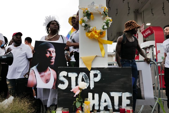 NEW YORK, NEW YORK - AUGUST 04: People gather at a memorial for O’Shae Sibley on August 04, 2023 in New York City. (Photo by Spencer Platt/Getty Images)