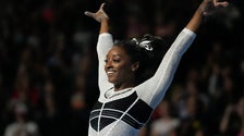 Simone Biles Easily Claims U.S. Classic In First Competition In Two Years