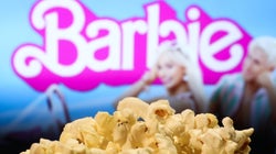 映画「バービー」の大ヒットが葬儀ビジネスにまで波及。中米エルサルバドルで「バービー棺桶」が登場「よく売れています」