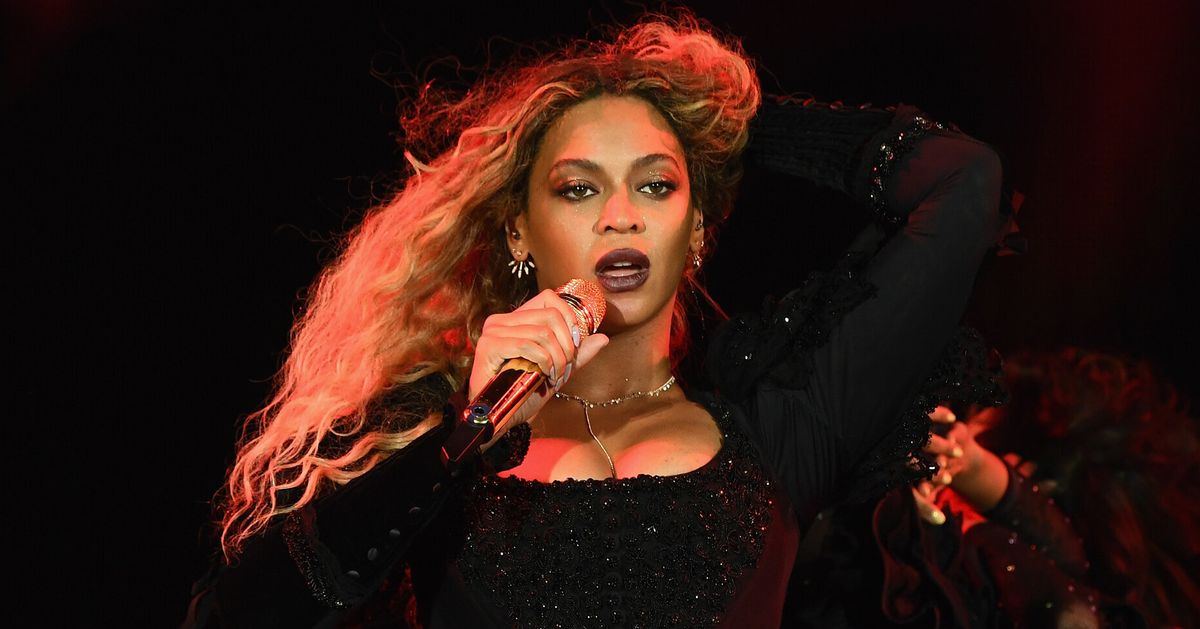 Beyoncé Pays $100,000 To Keep D.C. Metro Open Late After Concert Weather Delay