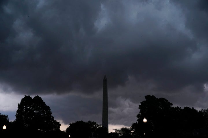 Powerful Storm Kills 2, Leaves 1.1 Million Without Power In Eastern U.S ...