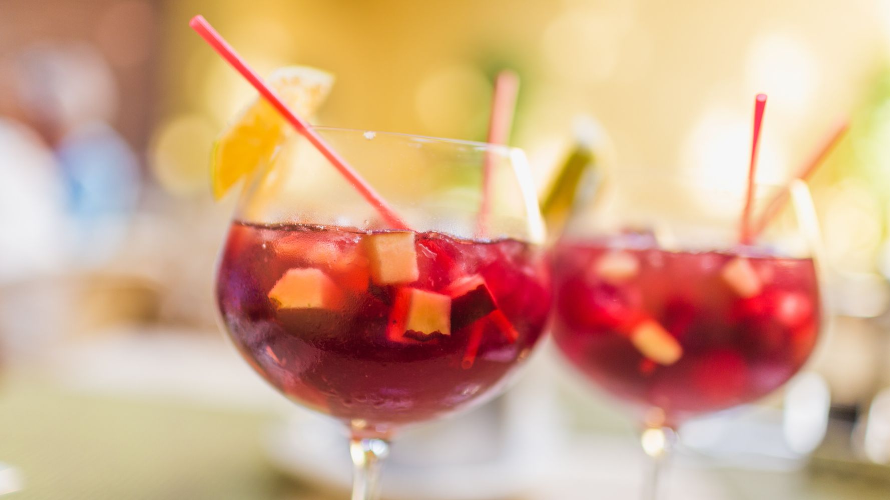 How to Make Sangria: Essential Tips and Tricks