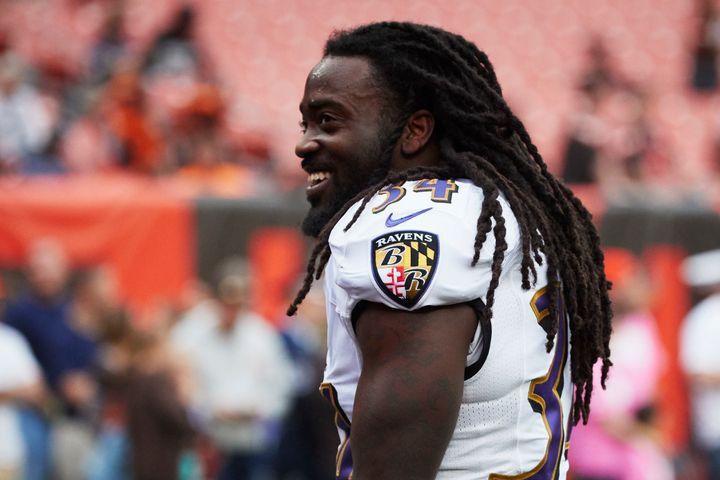 Former NFL running back Alex Collins, who played five seasons for the Seattle Seahawks and the Ravens after a terrific college career at Arkansas, has died.