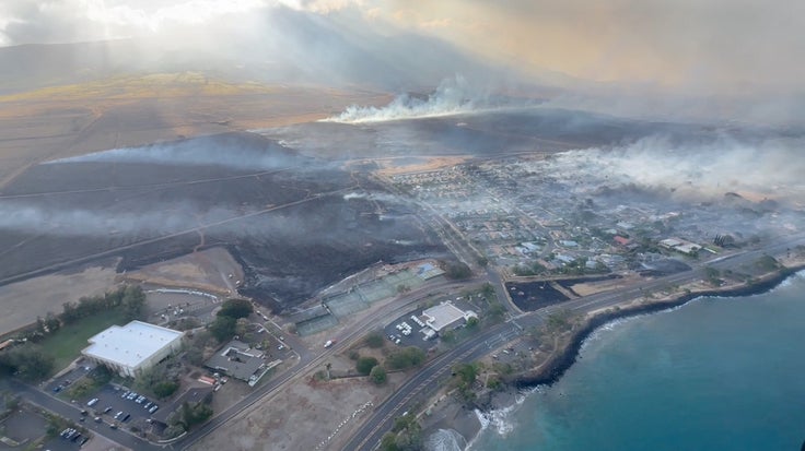 As Hawaiians Cope With Disaster Tourists Couldn t Care Less HuffPost As Hawaiians Cope With Disaster Tourists Couldn t Care Less HuffPost