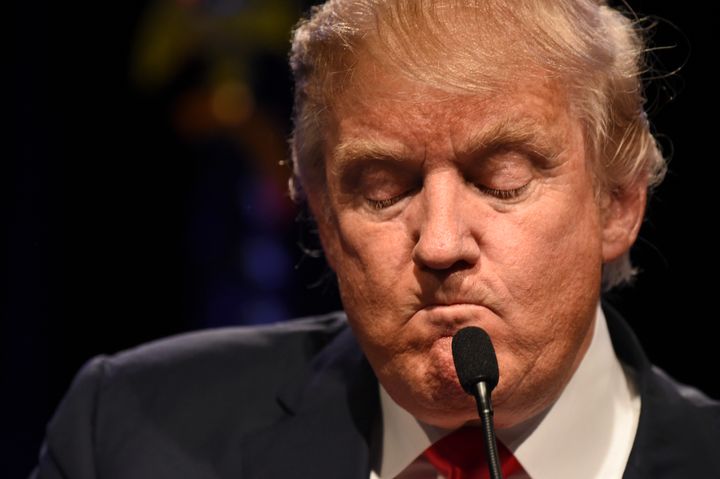 Trump Doesn T Like A Big Orange Photo Of Him That Fox News Keeps Using Huffpost Latest News
