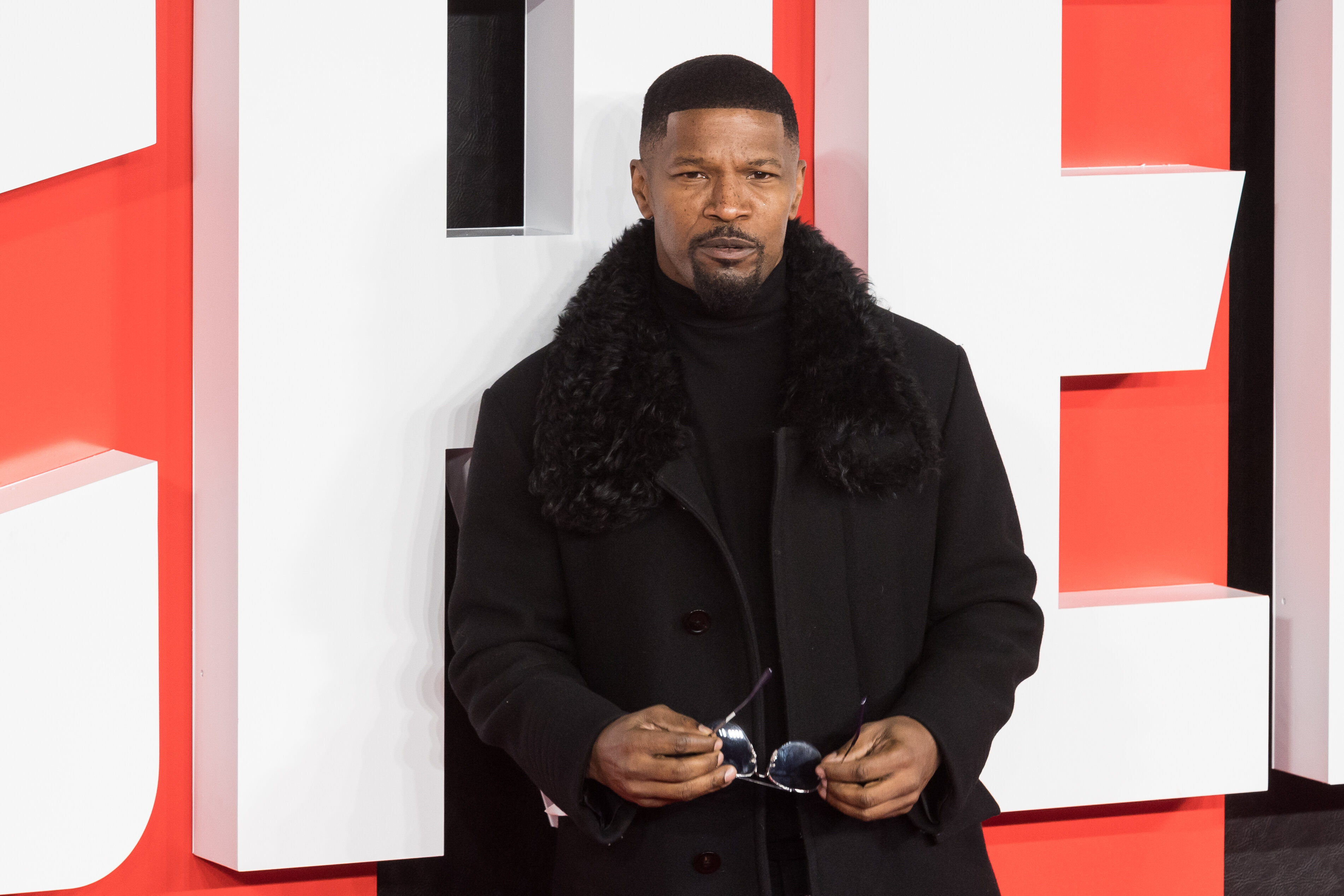 Jamie Foxx Calls Health Scare An ‘Unexpected Dark Journey’ | HuffPost ...