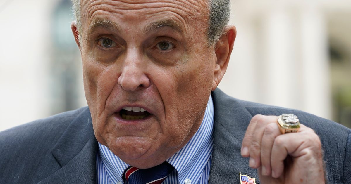 Former Nixon Counsel Believes Giuliani Will End Up Bankrupt With Court-Appointed Lawyer