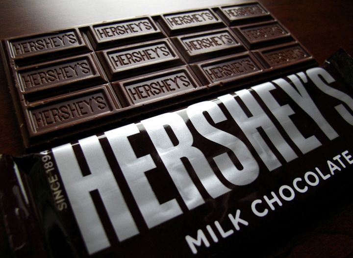 FILE PHOTO: Hershey's chocolate bars are shown in this photo illustration in Encinitas, California January 29, 2015. REUTERS/Mike Blake/File Photo
