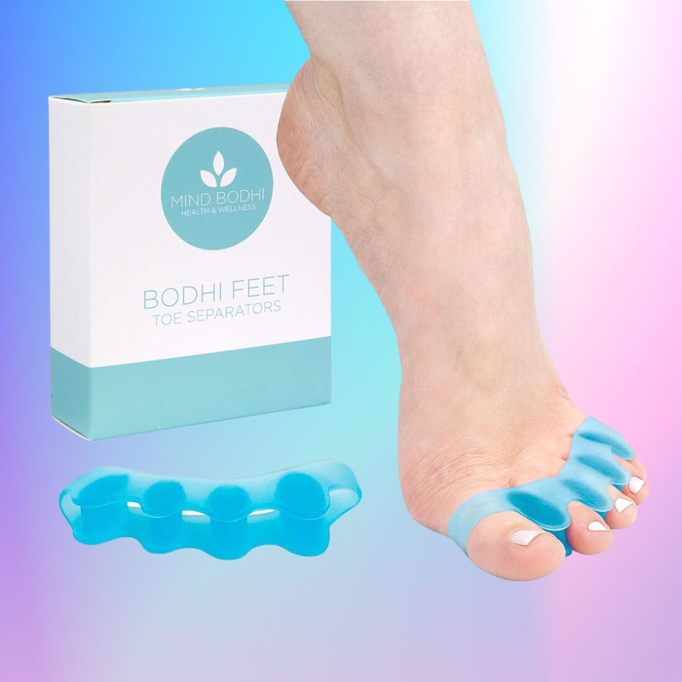 8 Podiatrist-Approved Toe Separators And Spacers | HuffPost Life