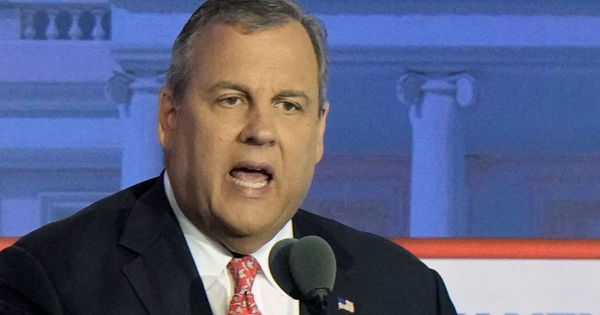 Republican Debate: Chris Christie Slams Donald Trump