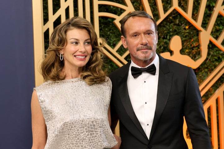 Faith Hill (left) and Tim McGraw.