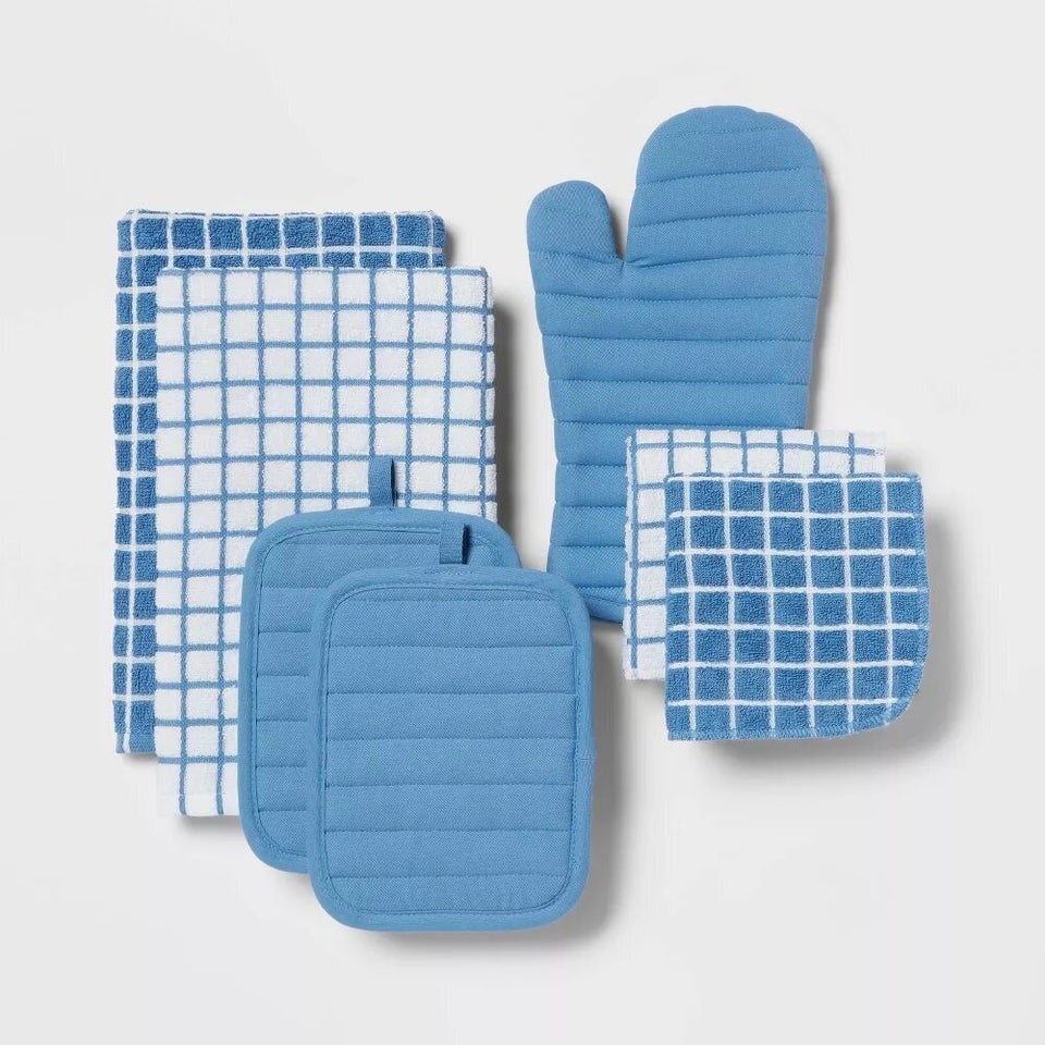 This kitchen textile set