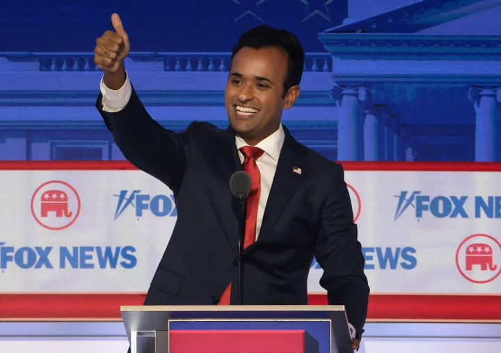 Vivek Ramaswamy Calls Rep. Ayanna Pressley And Ibram X. Kendi Part Of ‘Modern KKK’ (huffpost.com)