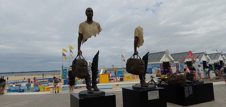 Ταξιδιώτες έργο του Bruno Catalano