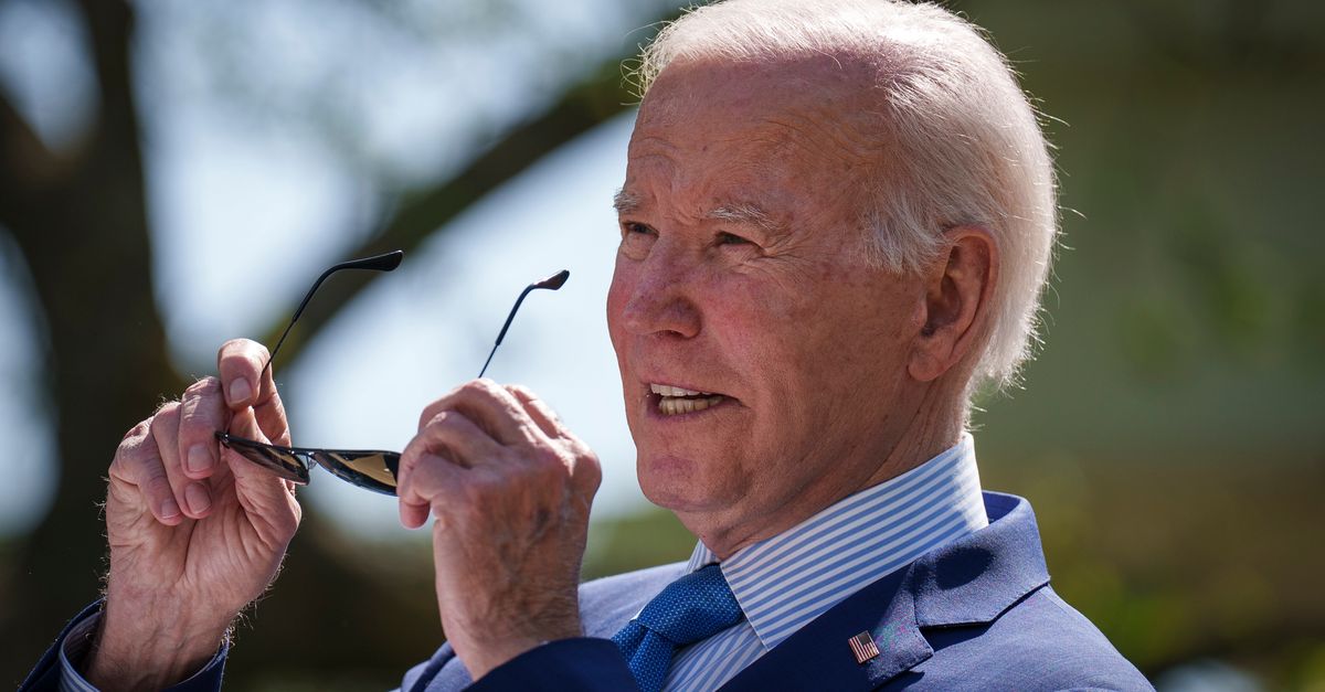 Joe Biden reduz taxas de cheque especial com nova regra