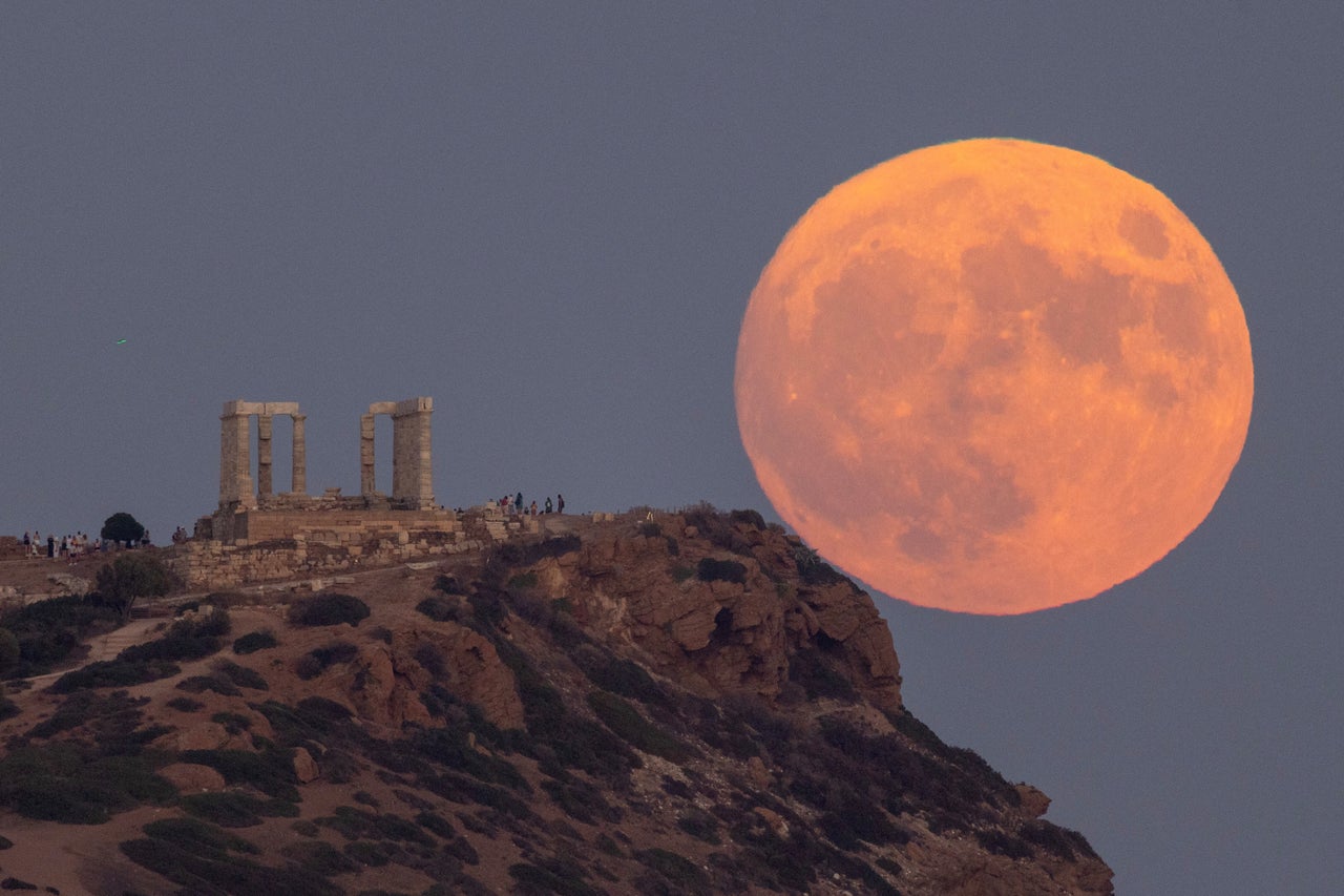 Σούνιο, Ελλάδα