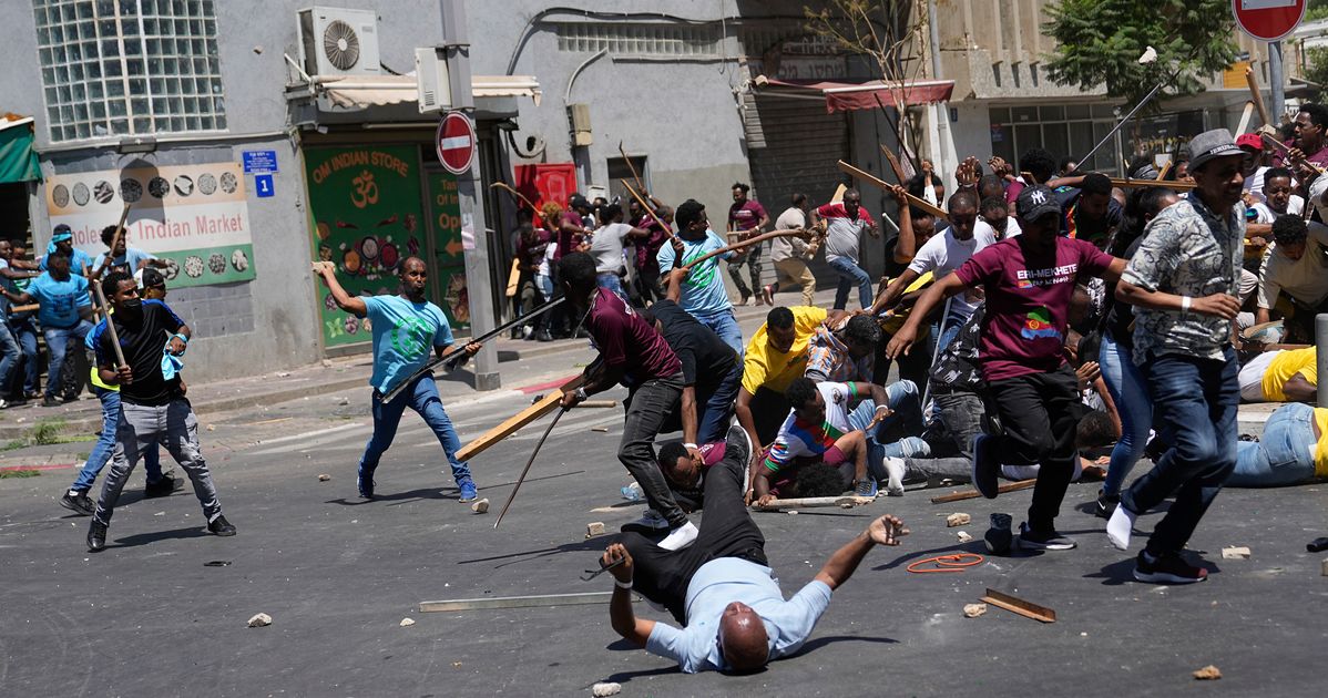 Israel's Netanyahu Says He Wants Eritrean Migrants Involved In Violent Clashes Deported