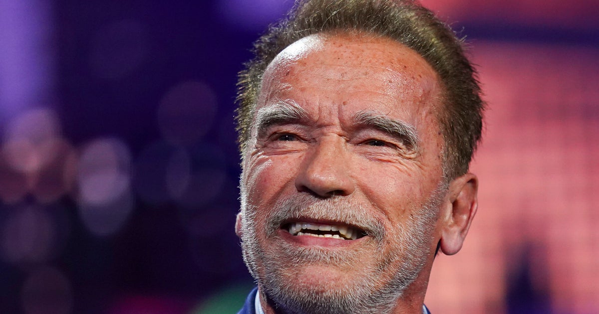 Arnold Schwarzenegger zegt dat zijn derde openhartoperatie een ‘complete ramp’ was. Arnold Schwarzenegger zegt dat zijn derde openhartoperatie een ‘complete ramp’ was.