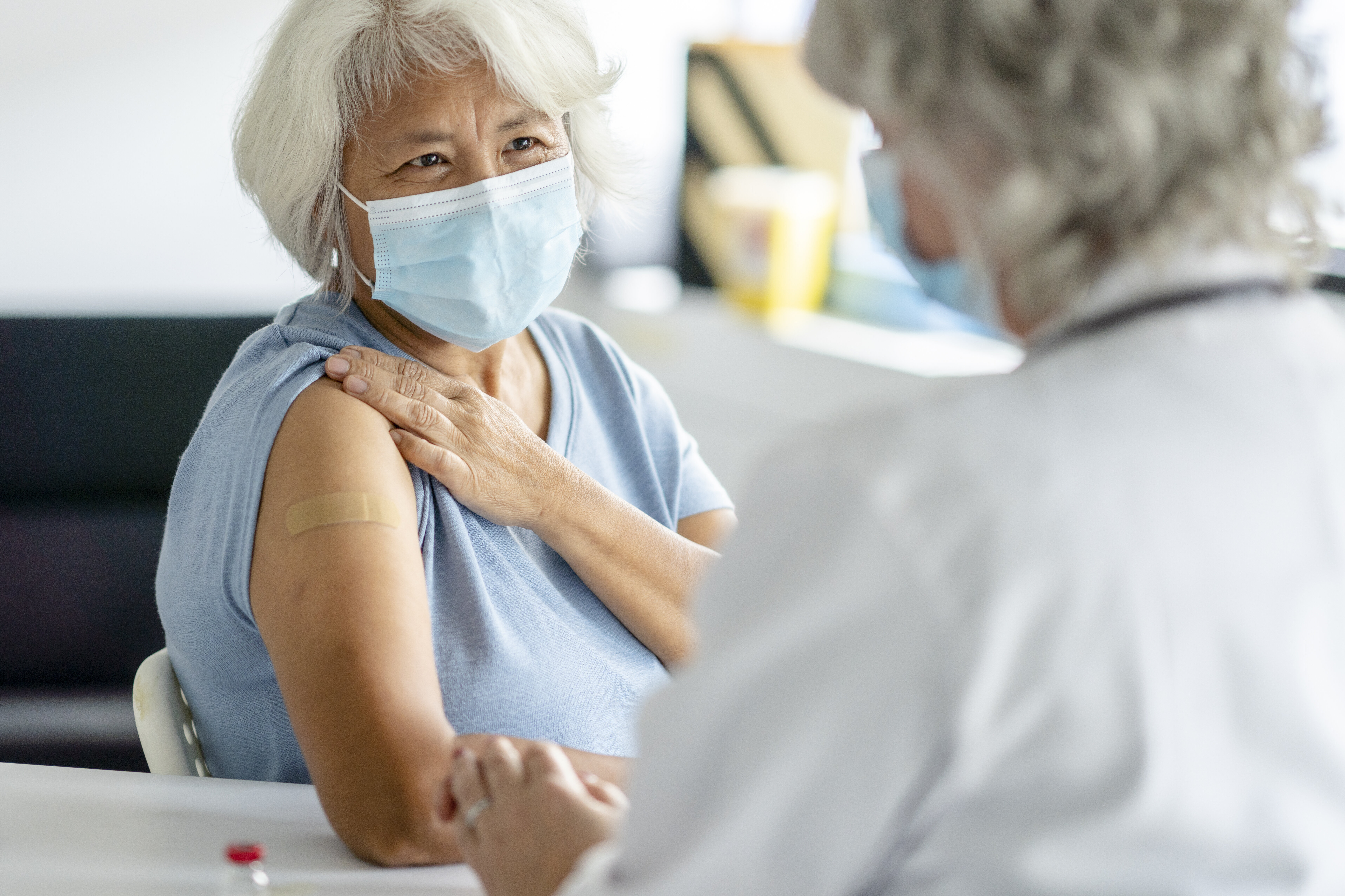 There's An RSV Vaccine For Adults Over 60. Here's What To Know ...