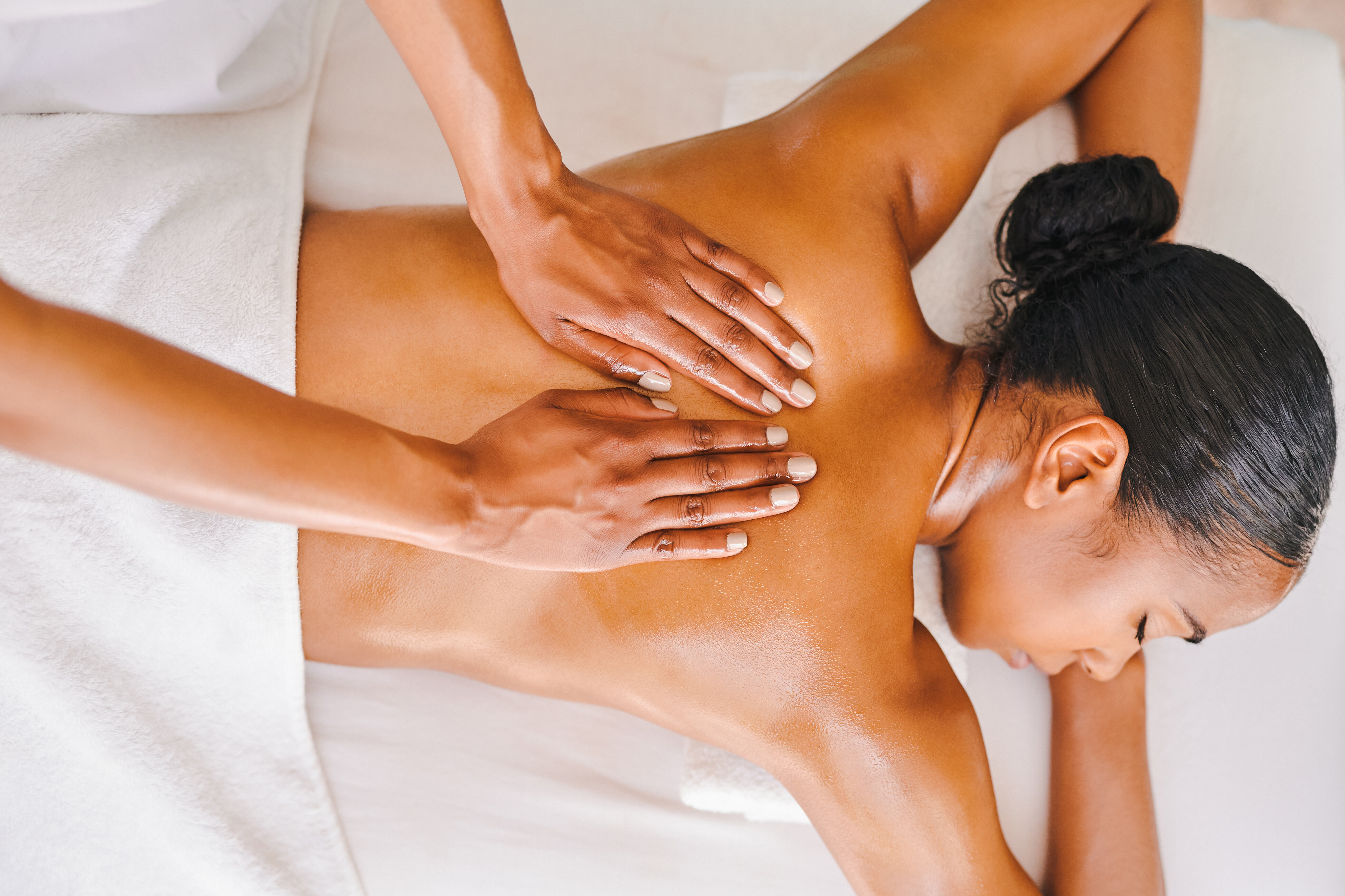 8 Massage Therapist Tips To Avoid Embarrassment HuffPost Life