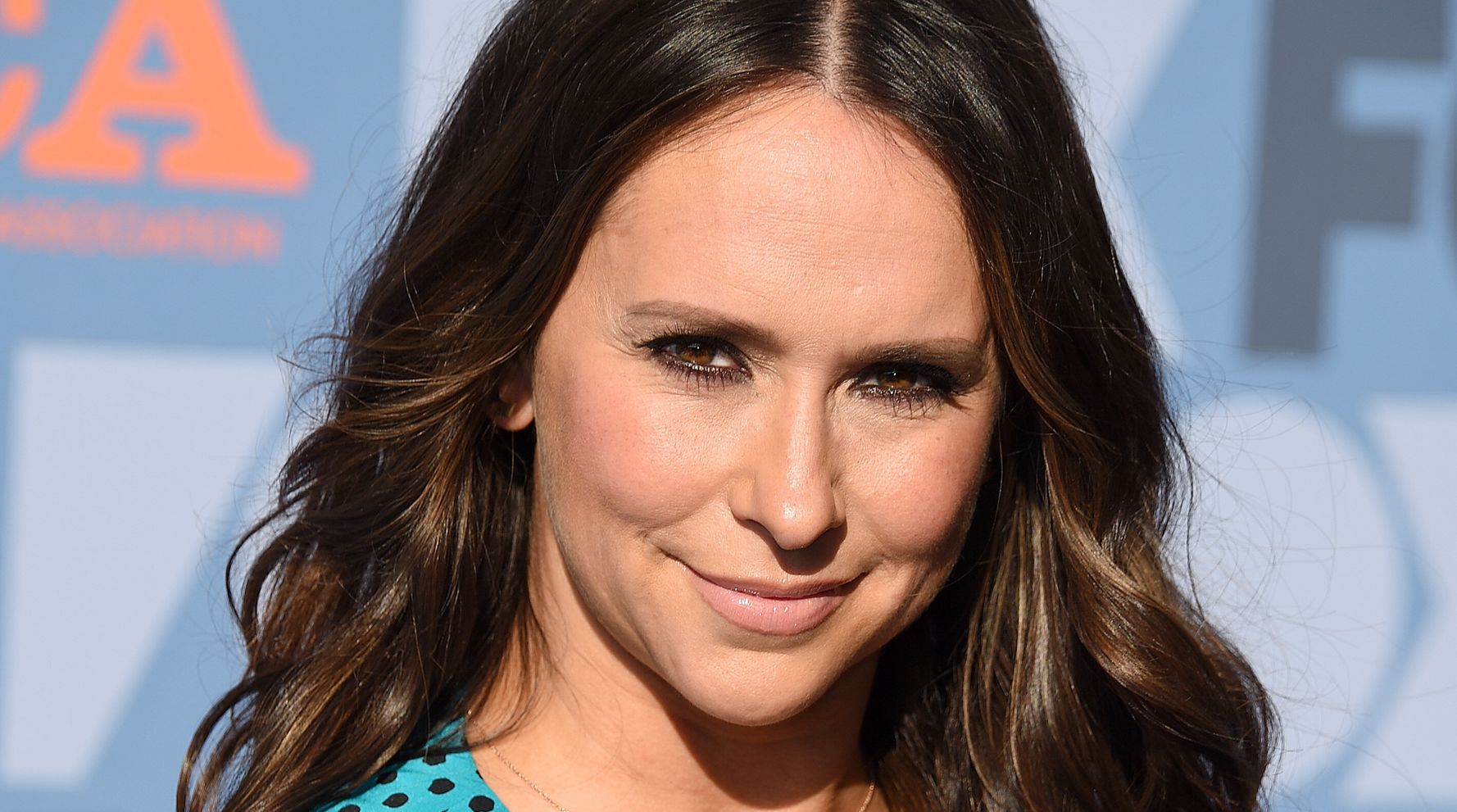 1778px x 991px - Jennifer Love Hewitt Hilariously Responds To Claims That Her Face Looks  Different | HuffPost UK Entertainment