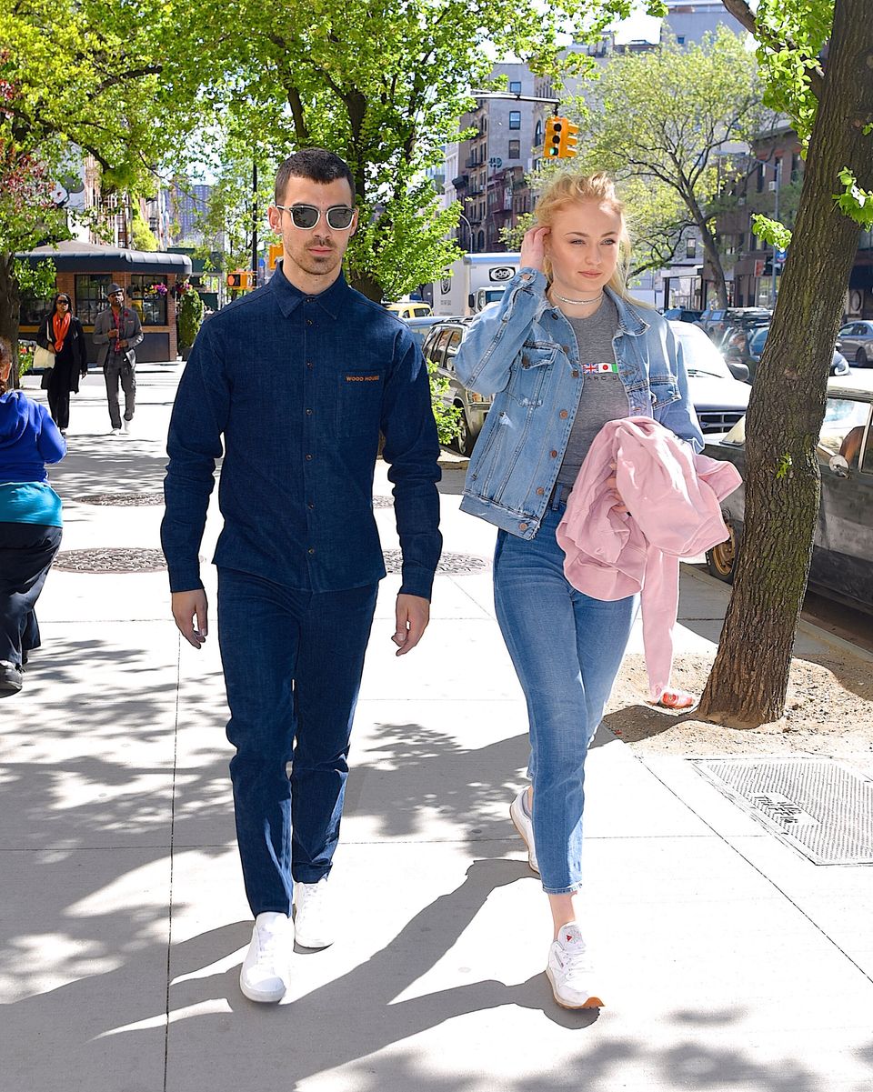 Joe Jonas Doesn't Deserve A Gold Star For Parenting His Kids
