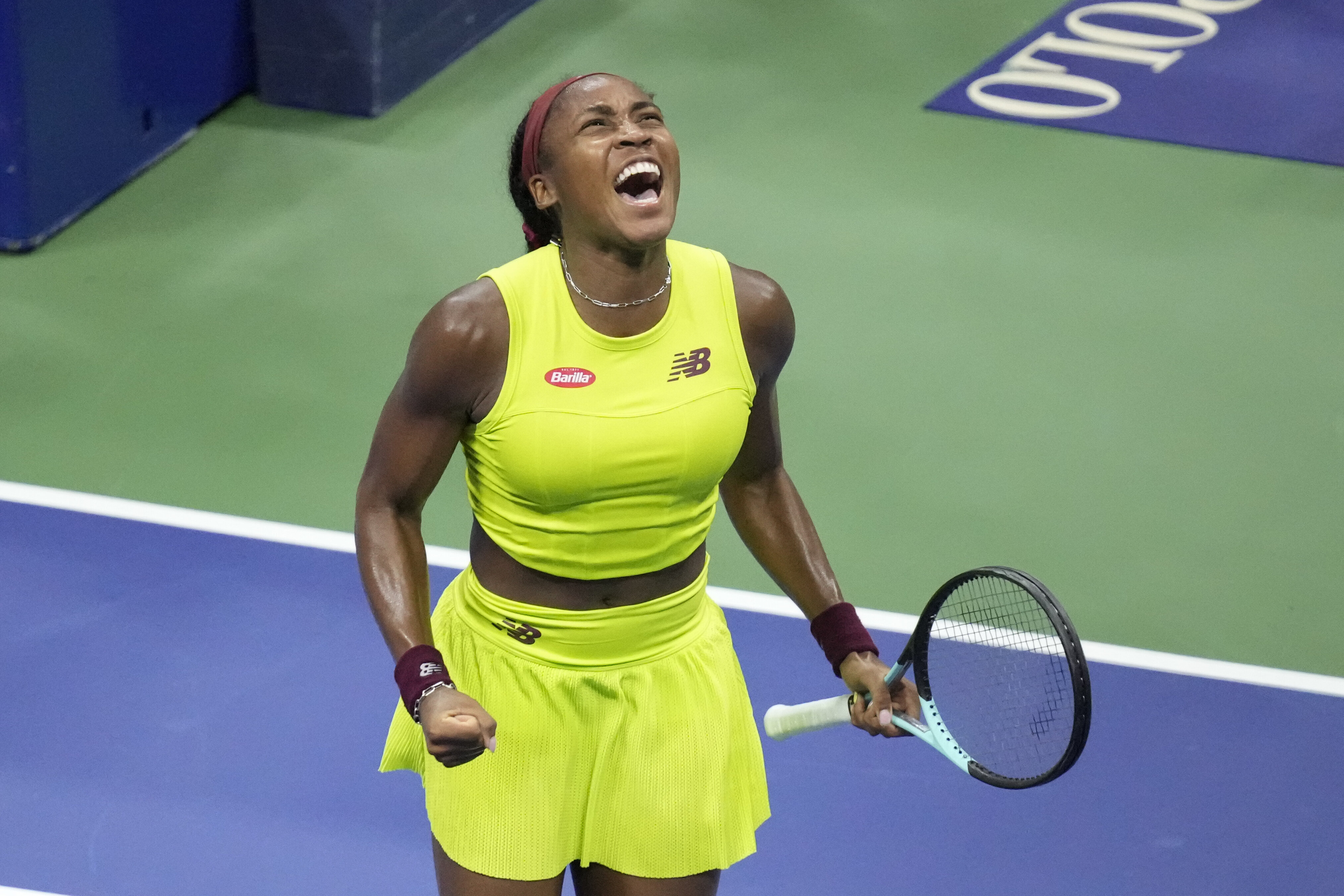 19-Year-Old American Coco Gauff Wins pic picture